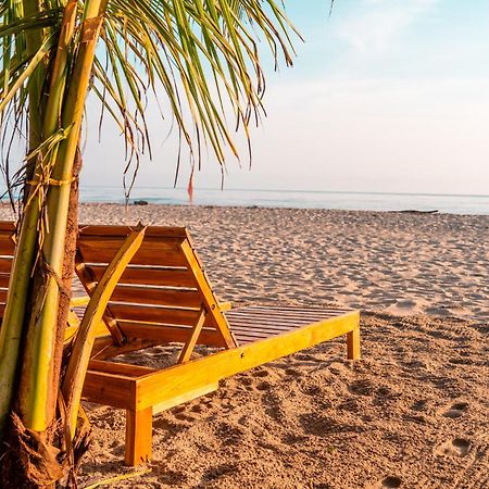 The Mompe Beach Hostal La Poza Zewnętrze zdjęcie