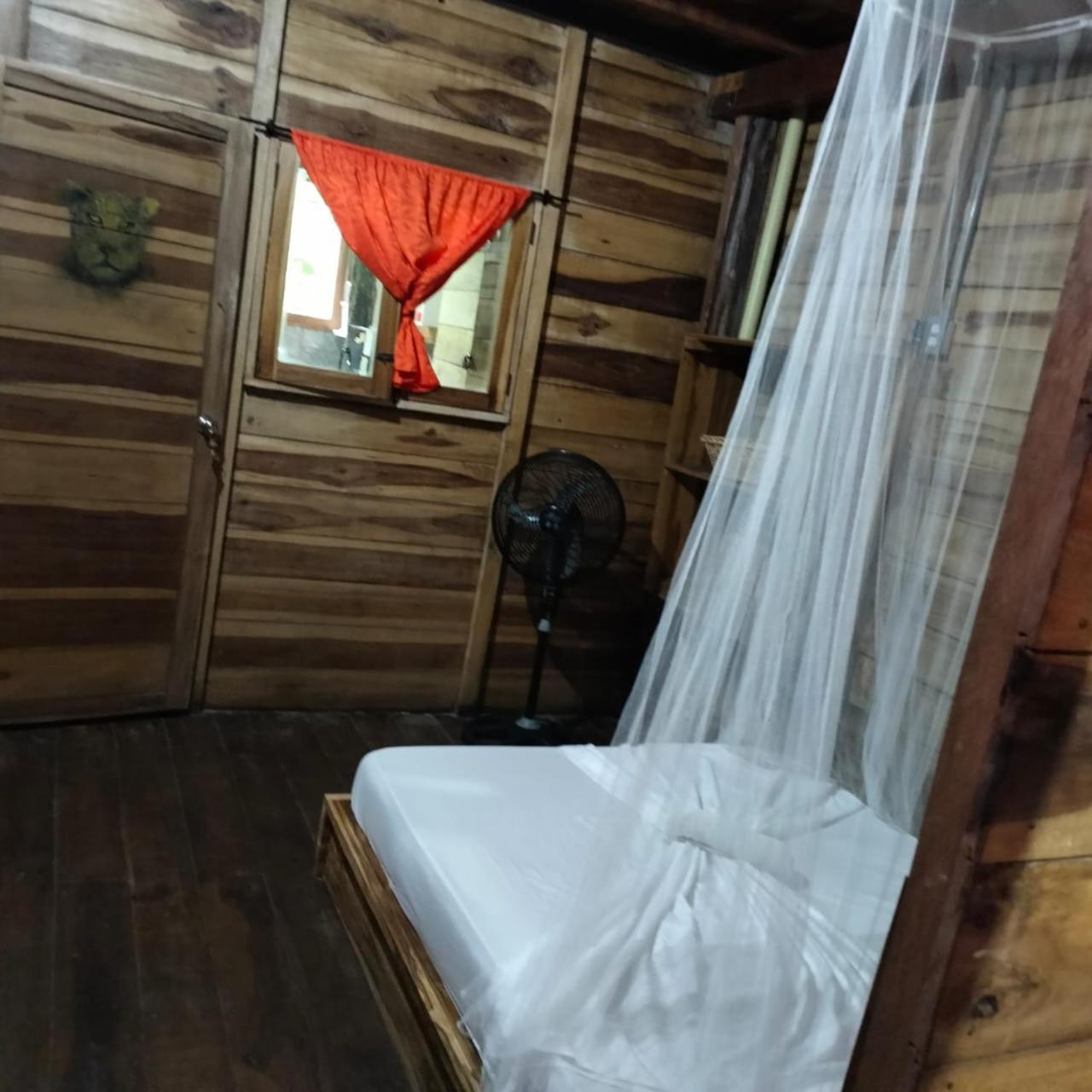 The Mompe Beach Hostal La Poza Zewnętrze zdjęcie