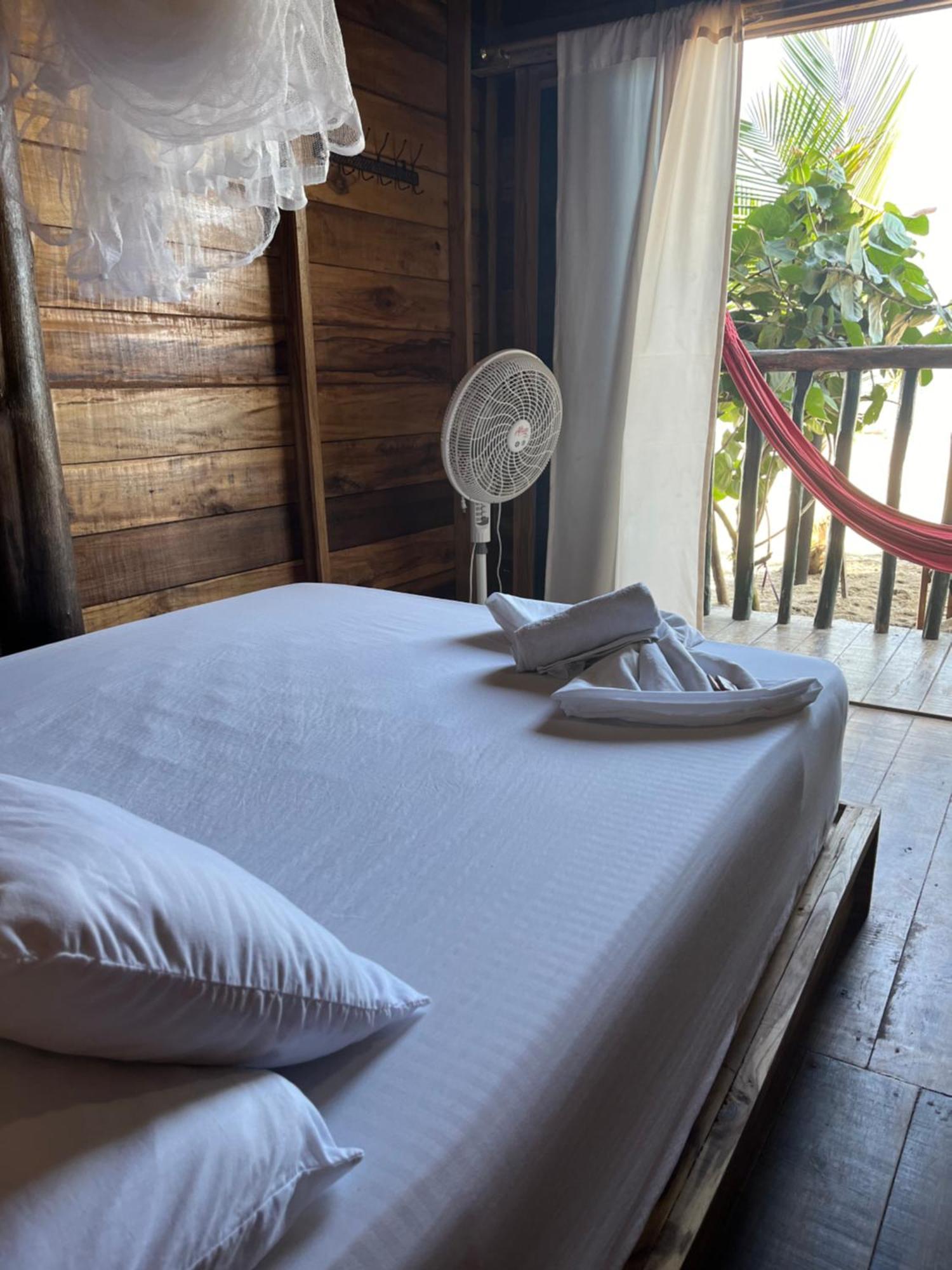 The Mompe Beach Hostal La Poza Zewnętrze zdjęcie